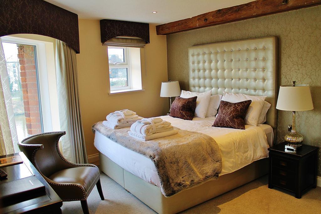 Superior King Room